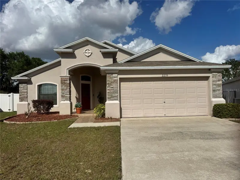 2235 Lakeridge Dr, FL