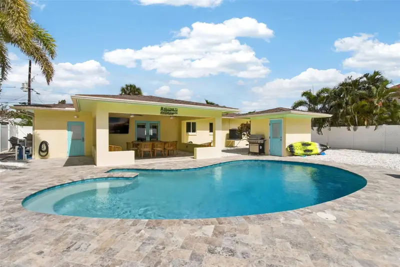 517 39th Ave, FL