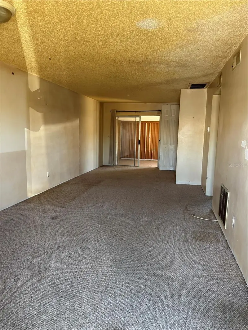 24862 Us Highway 19 N #2803, FL