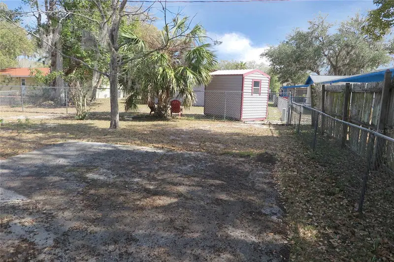 1045 Se 19th St, FL