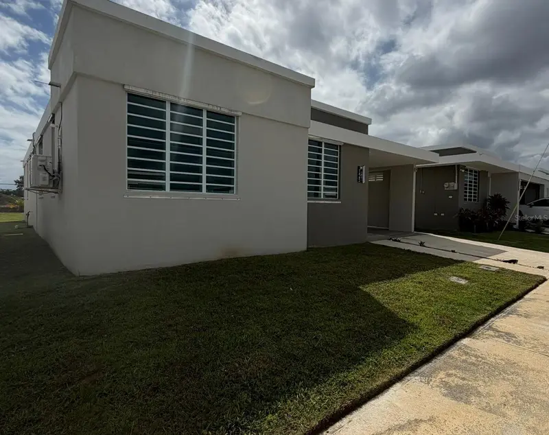 Cale I 25 Urb Palacios Del Mar, PR