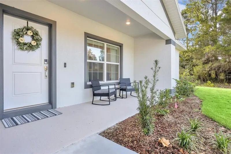 56 White Feather Ln, FL