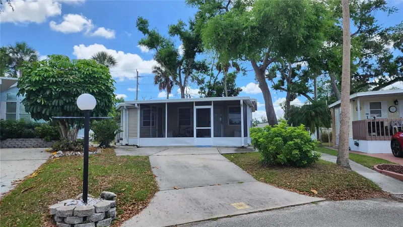 3333 26th Ave E #5, FL