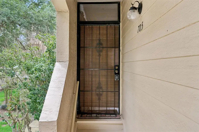 3148 S Semoran Blvd #705, FL