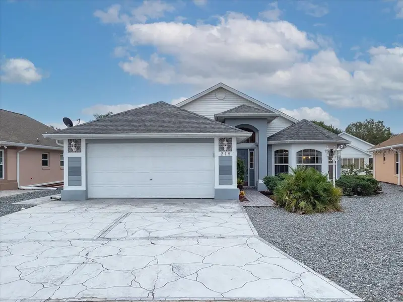 218 Langford Park Dr, FL