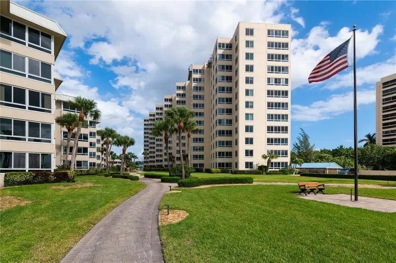 5924 Midnight Pass Rd #507, FL