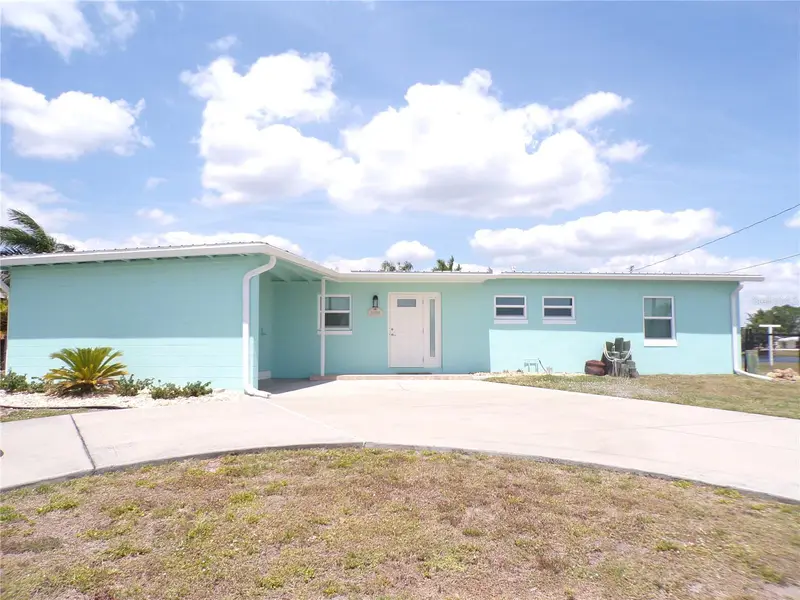 21088 Edgewater Dr, FL