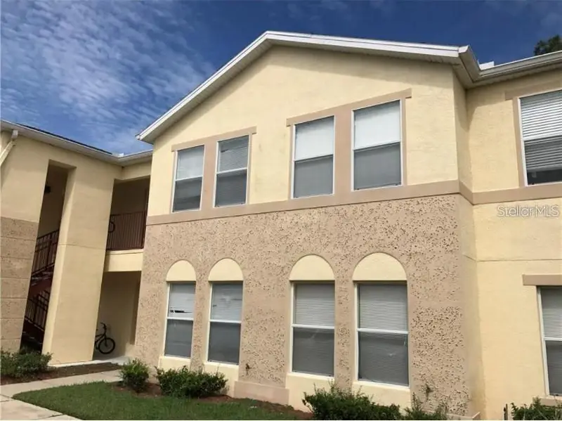 2792 Club Cortile Cir #B, FL