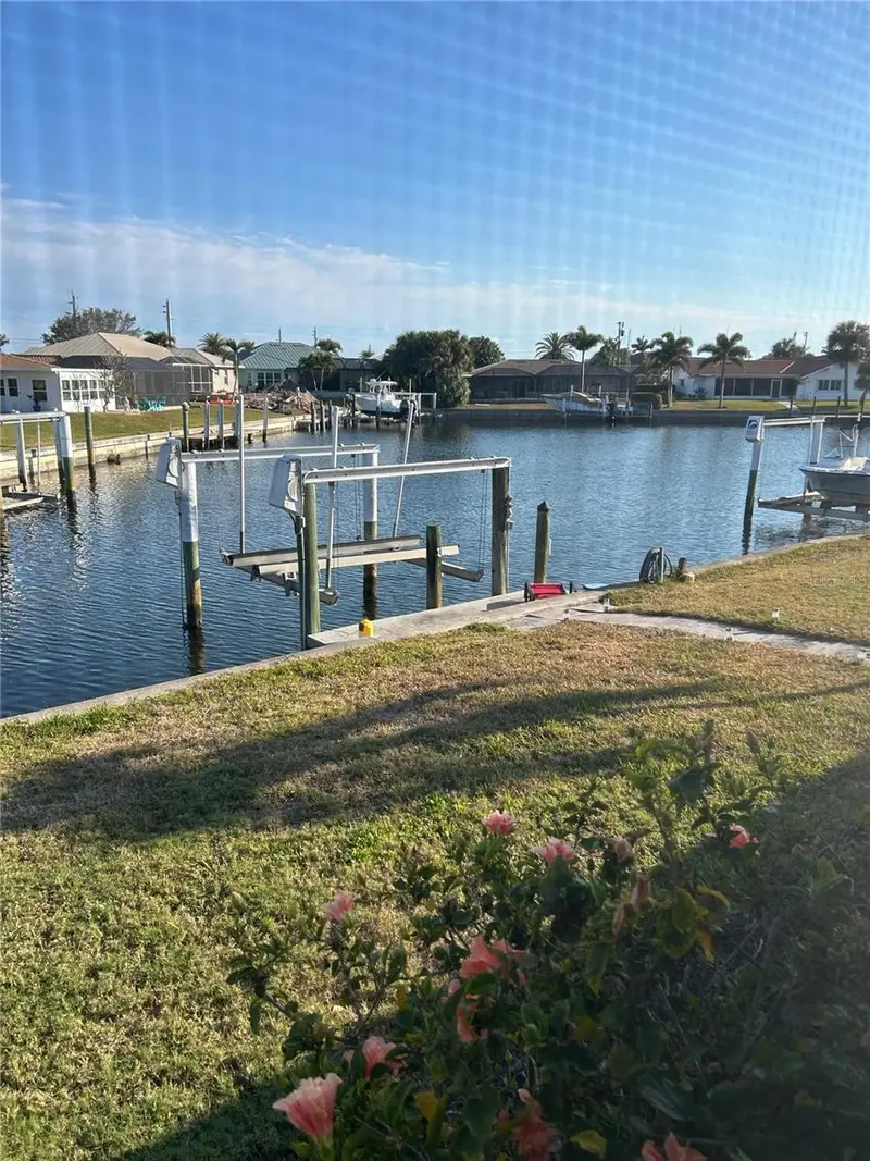 1727 Boca Raton Ct, FL