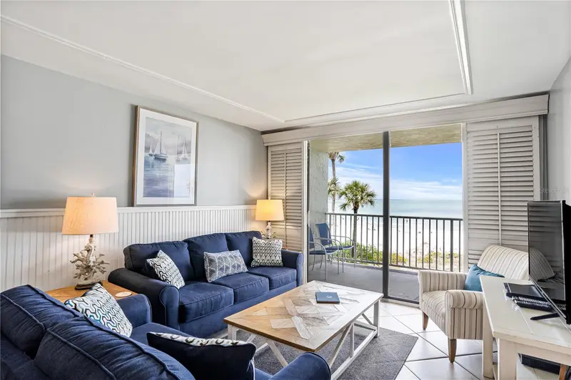 20000 Gulf Blvd #305, FL