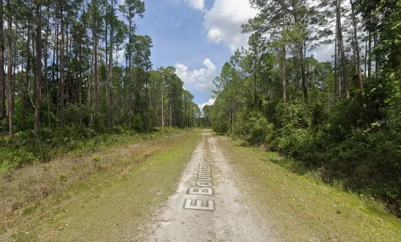 141 E Boundary Dr, FL