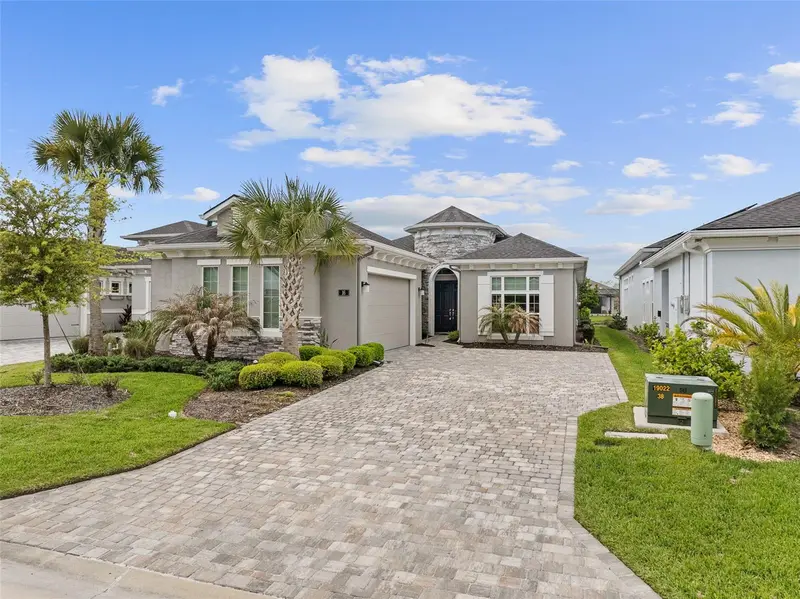 16 Kingswood Ct, FL