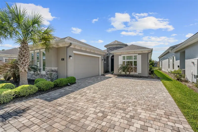 16 Kingswood Ct, FL