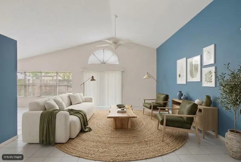 108 N Bristol Cir, FL