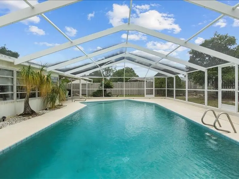 230 S Lake Starr Blvd, FL