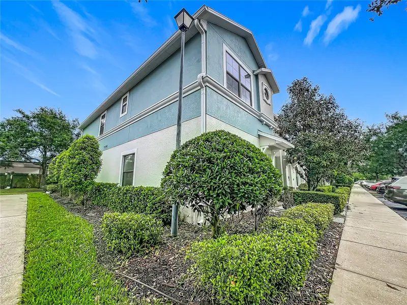 1360 Windsor Lake Cir, FL