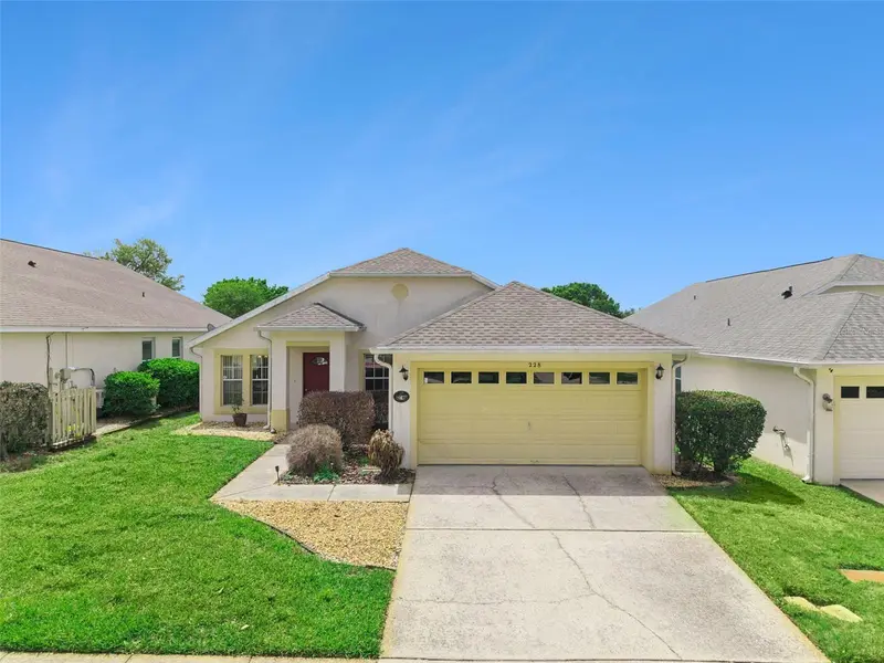228 Troon Circle, FL