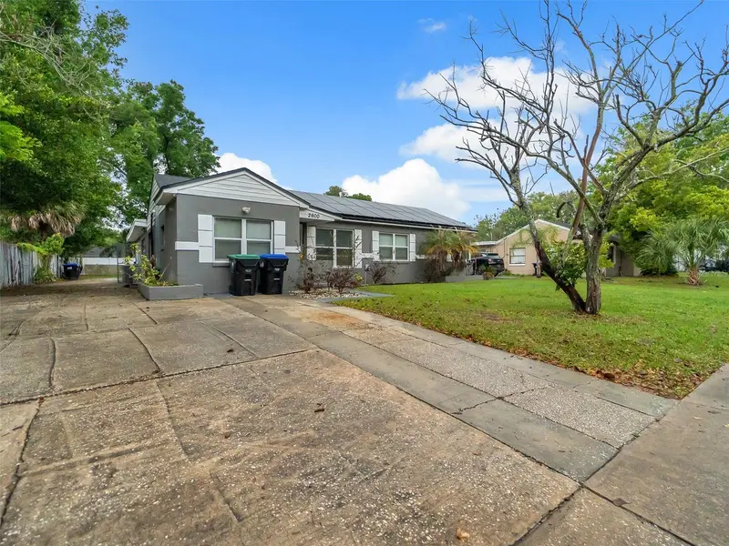 2600 Euston Rd, FL