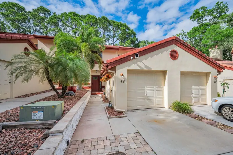 3460 Countryside Blvd #44, FL