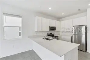 3050 Chantilly Dr, FL