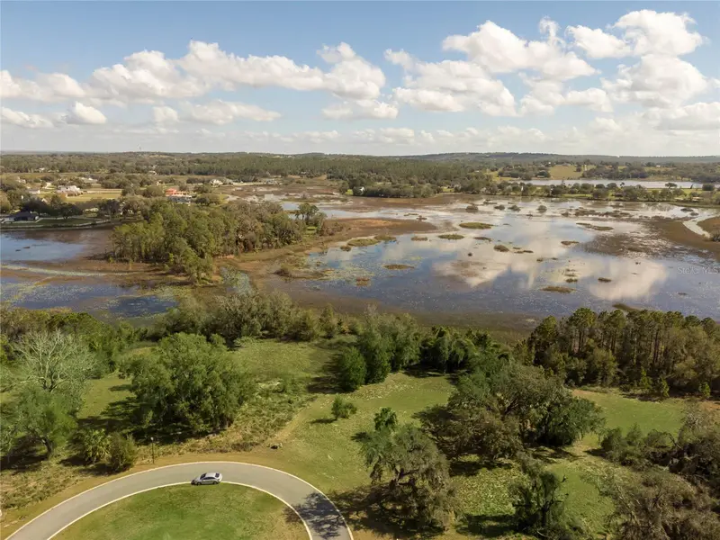 476 Long And Winding Rd, FL