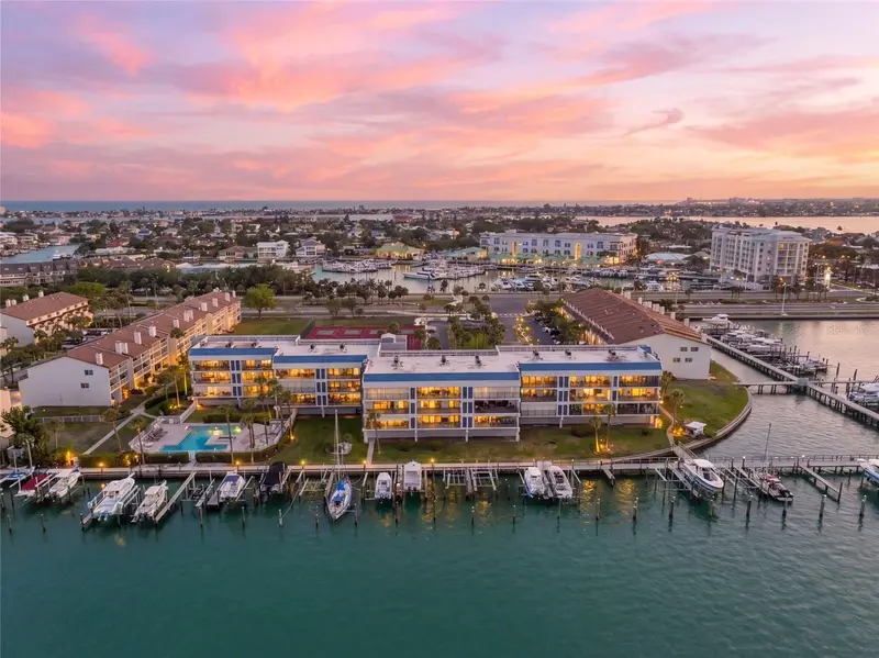 363 Pinellas Bayway S #29, FL