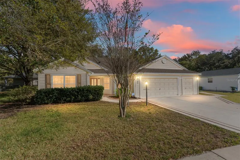 1205 Bower Ln, FL