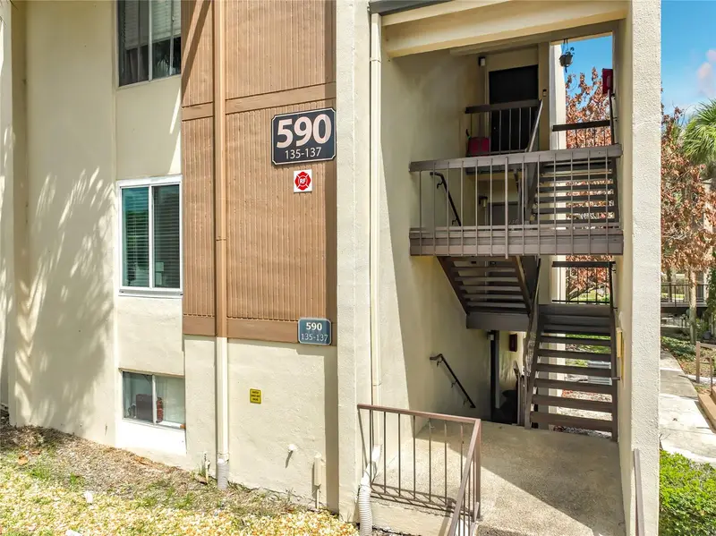 590 Orange Dr #136, FL