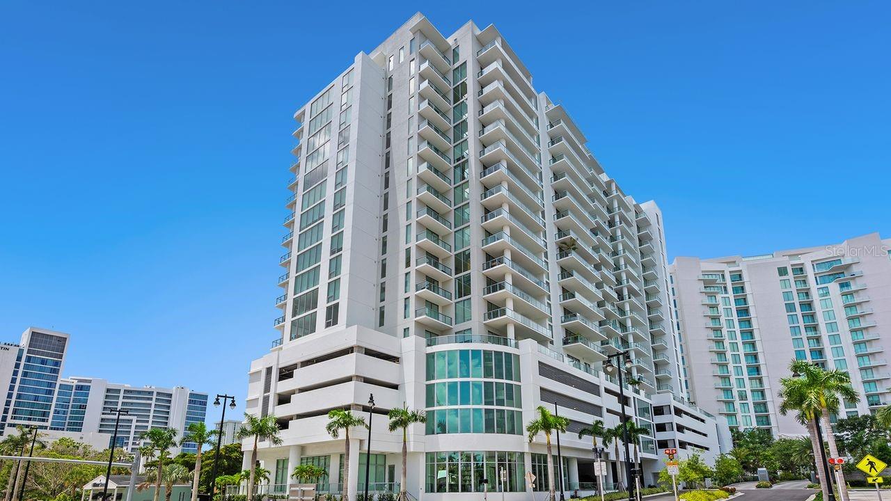 301 Quay Commons #1210, FL