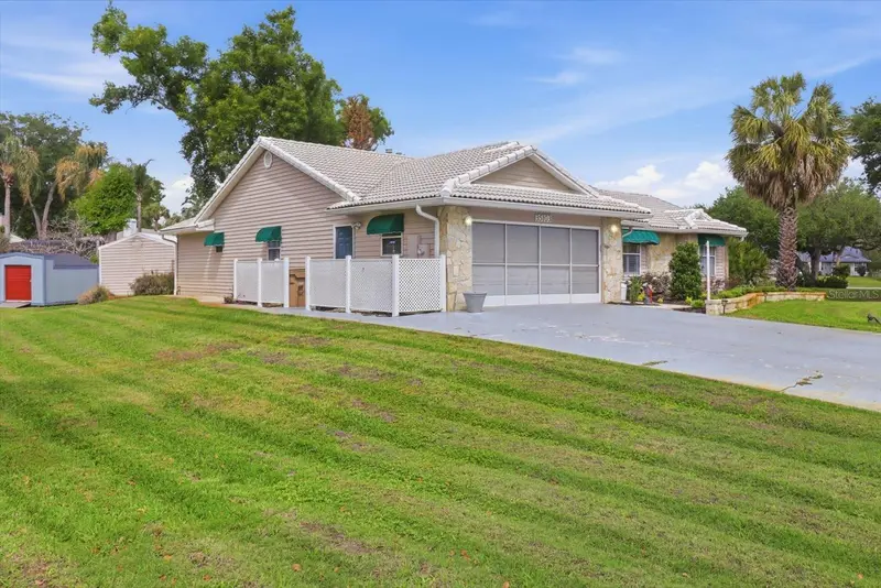 35103 Riverside Ct, FL