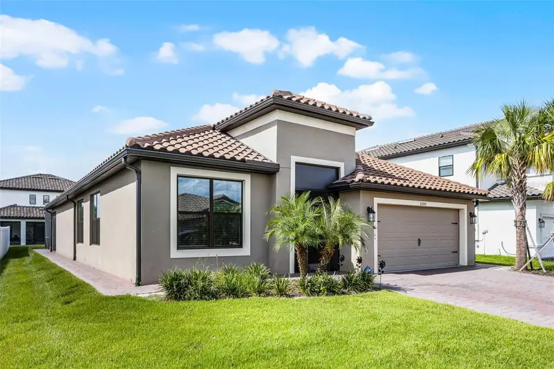 2000 Goblet Cove St, FL