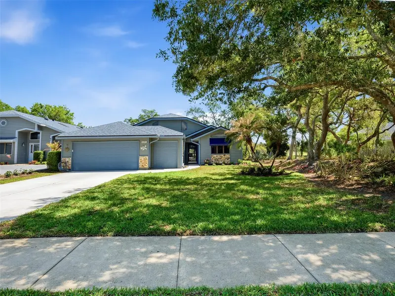 1107 Loch Lomond Ct, FL