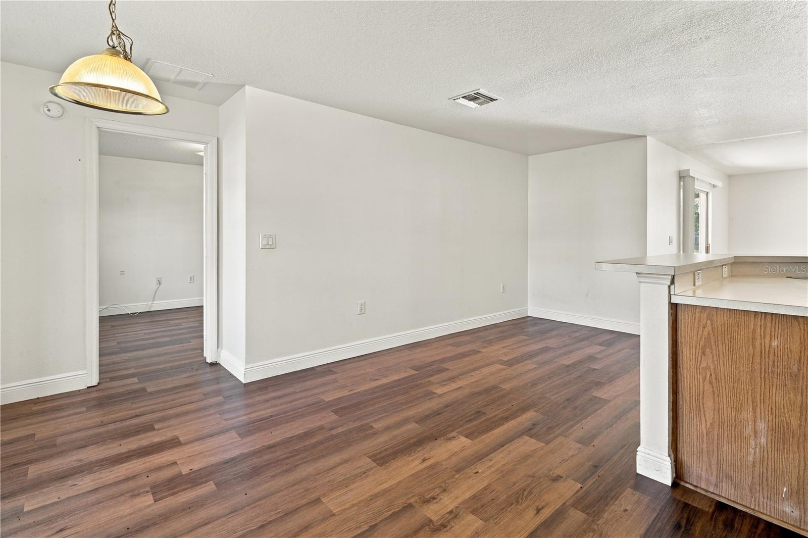1417 Sarasota Dr, FL