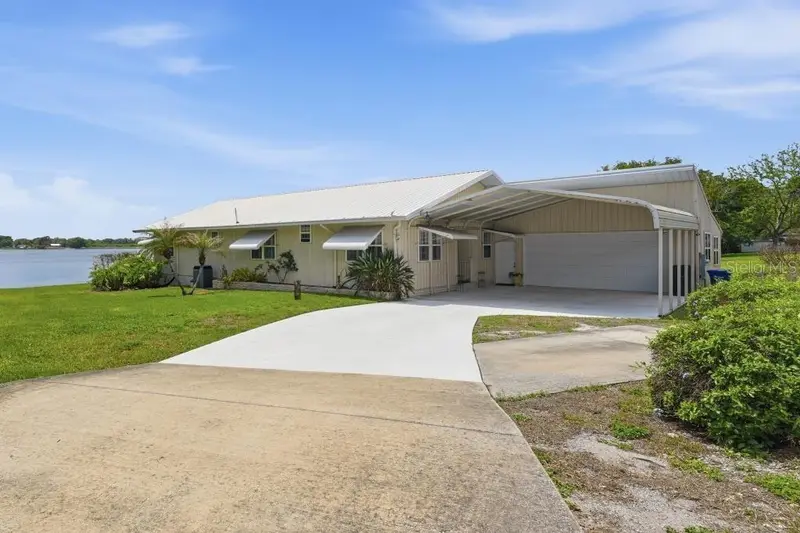 585 Sellars Dr, FL