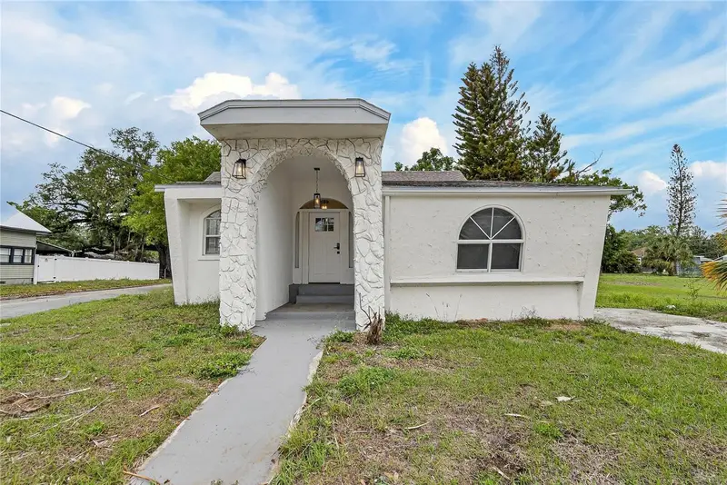 800 N Church Ave, FL