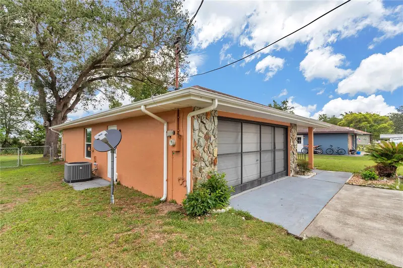 21425 Sw Plantation St, FL