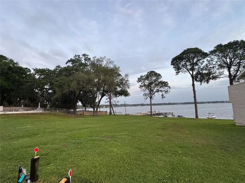 11001 Se Sunset Harbor Rd #D21, FL