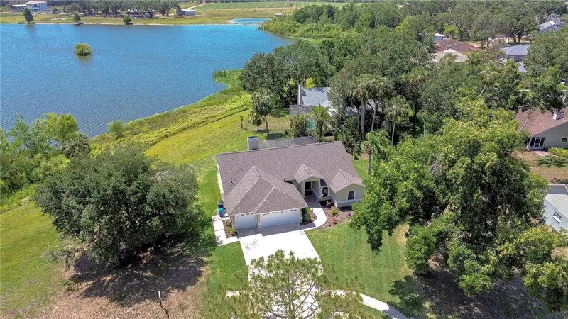 709 Sportsman Park Dr, FL