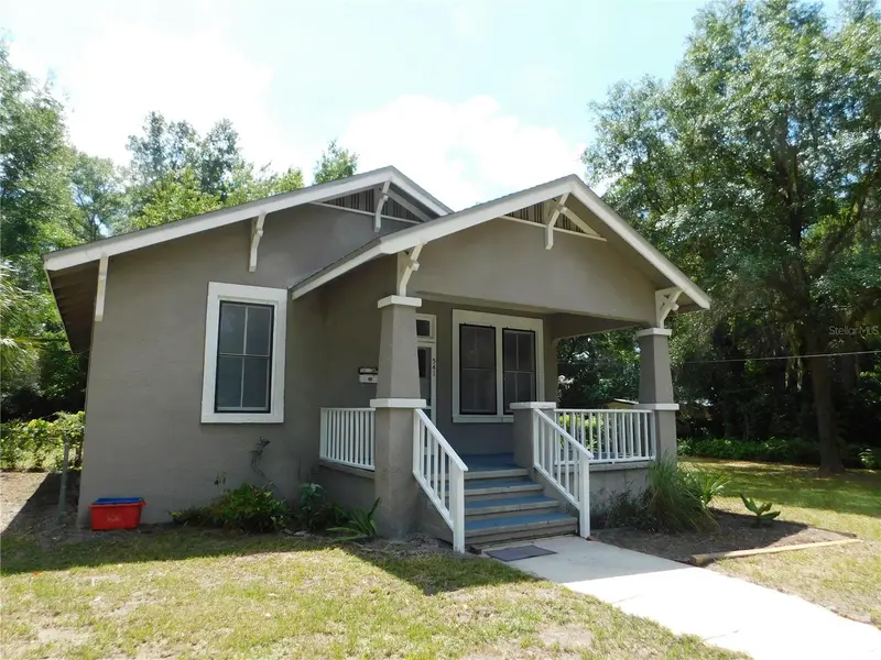 541 Ne 11th St, FL