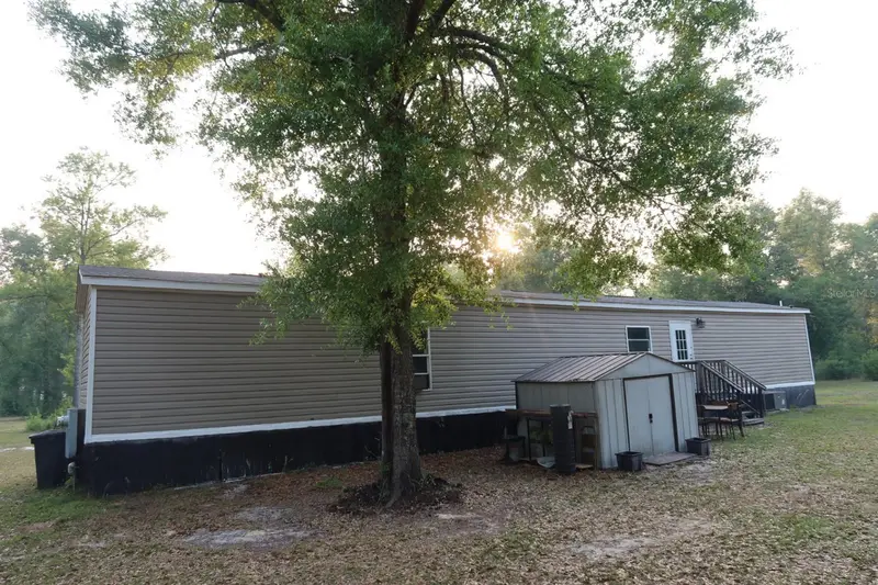 11533 E Us 90, FL