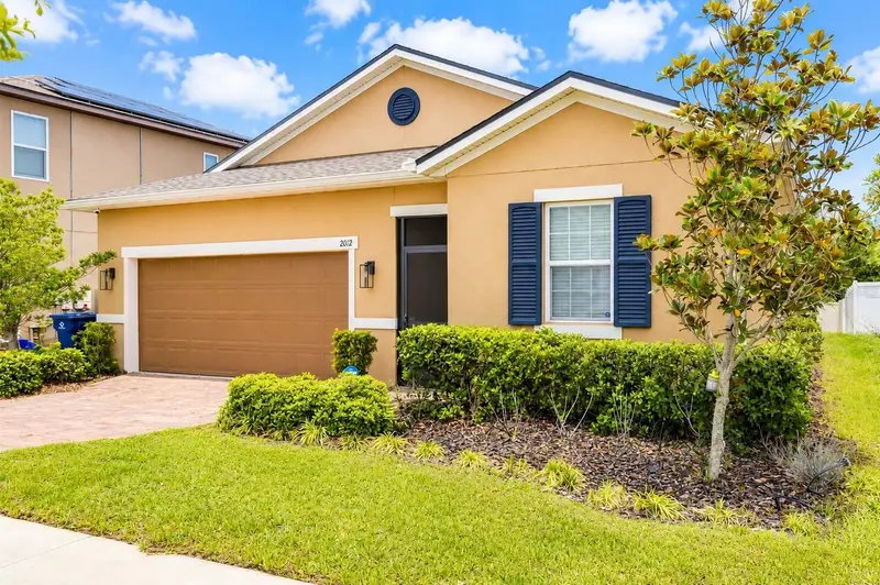 2012 Sloans Outlook Dr, FL