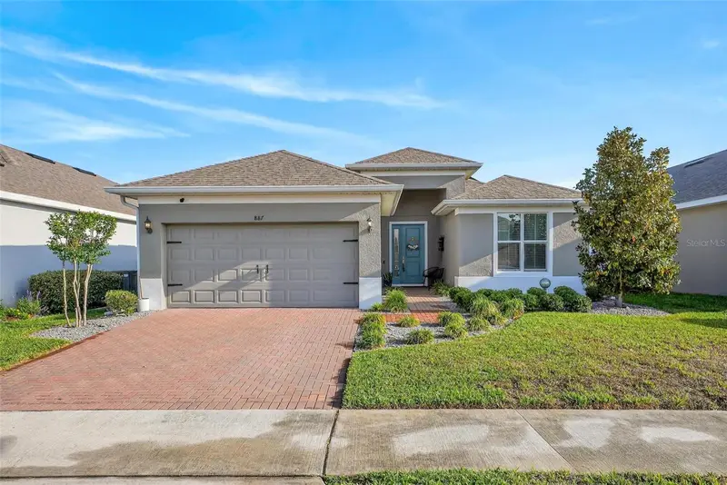 887 Lady Bird Ln, FL