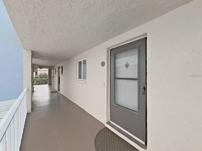 215 Valencia Blvd #213, FL