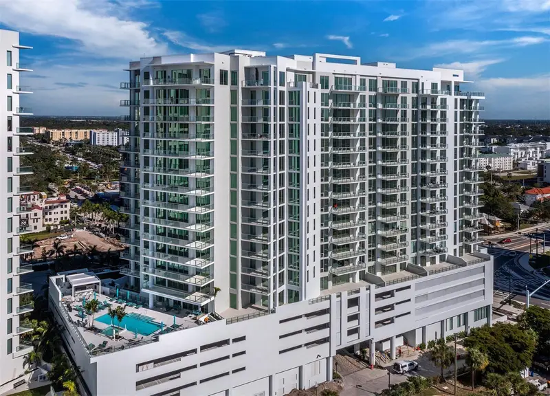 301 Quay Commons #1003, FL