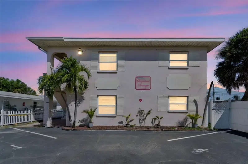 525 73rd Ave #5, FL