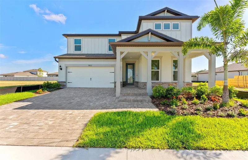 9832 Autumn Ridge Ave, FL