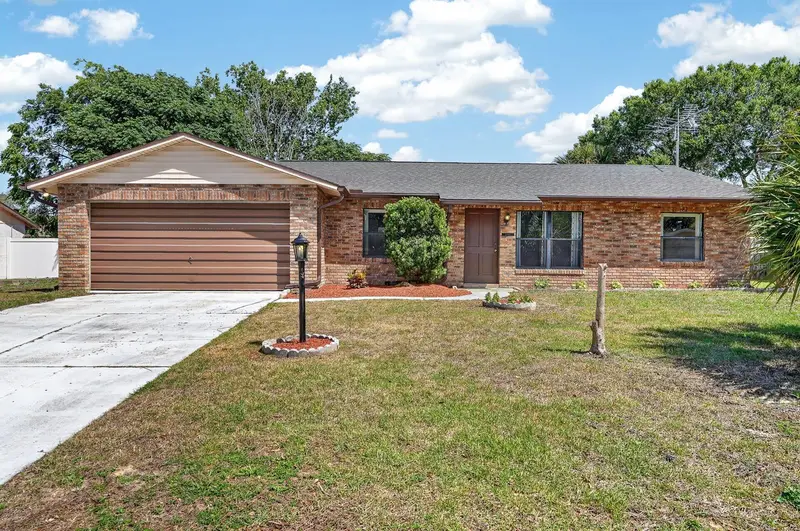 1117 Viking Dr, FL