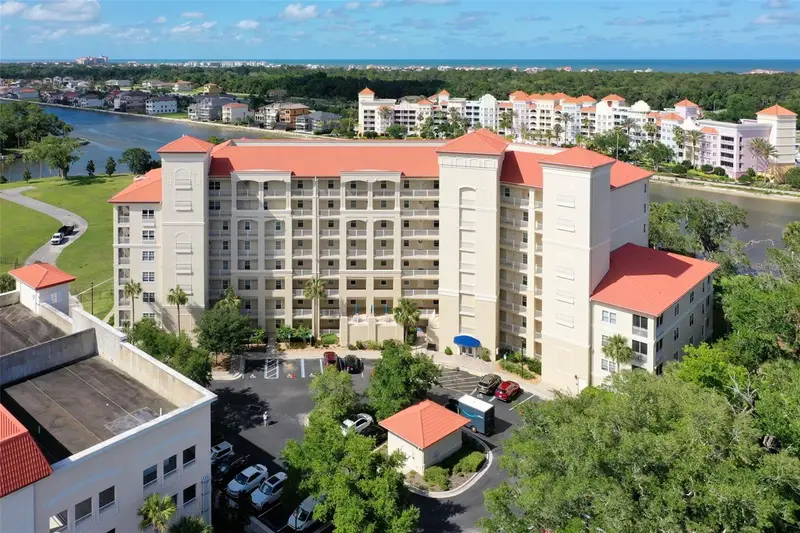 146 Palm Coast Resort Blvd #704, FL