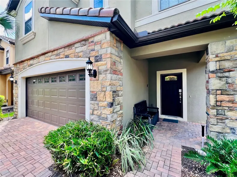 2112 Morocco Way, FL