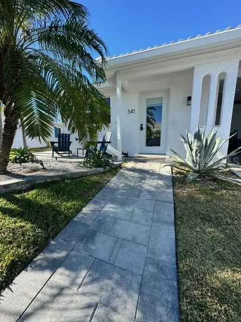 541 Spanish Dr N, FL